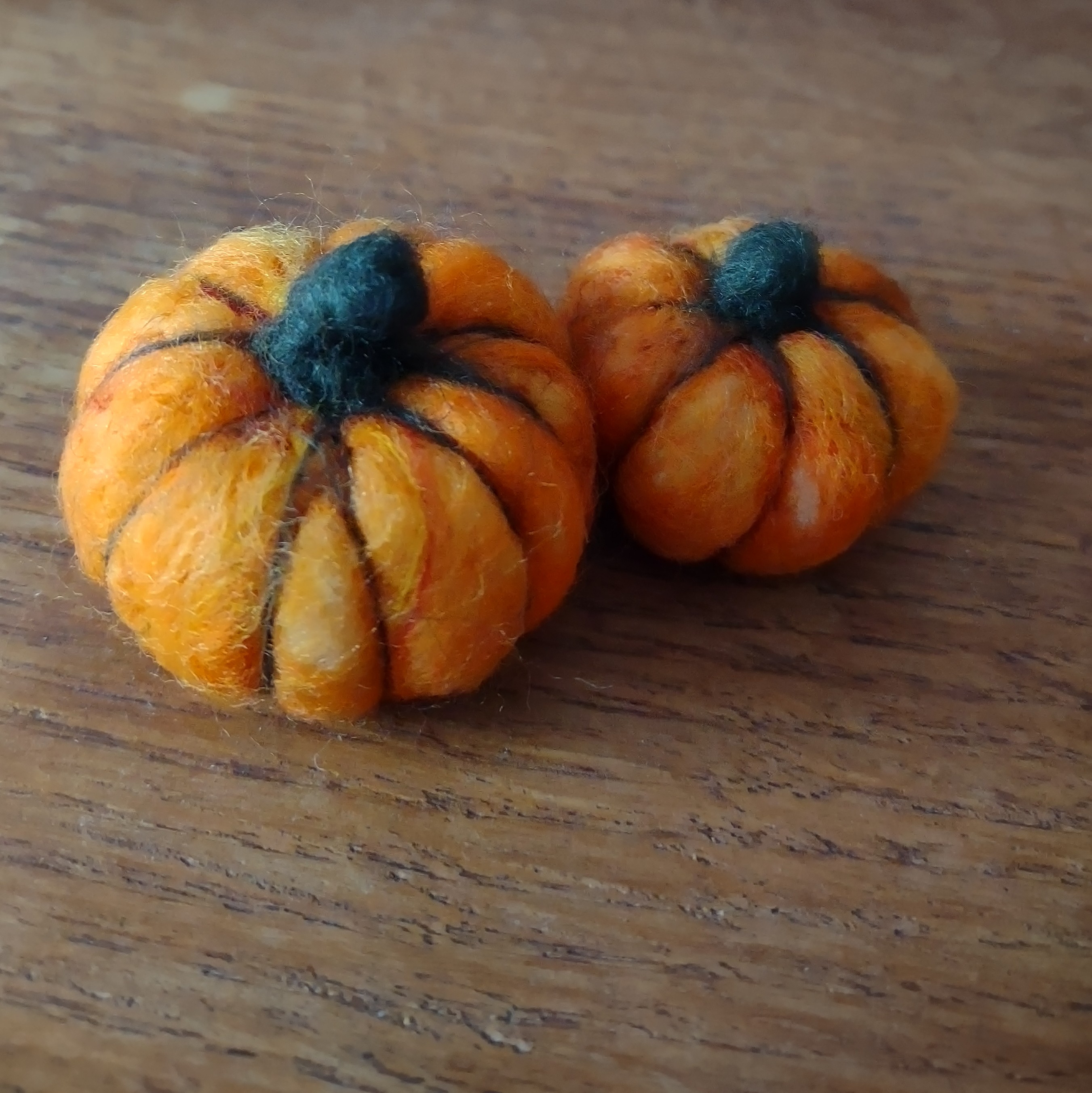 Needle felted pumpkins